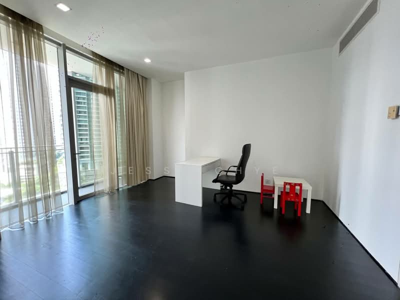 Servis Apartment untuk Disewa di K Residence @ KLCC - Jessy Chye - Study - PropertyGuru.com.my