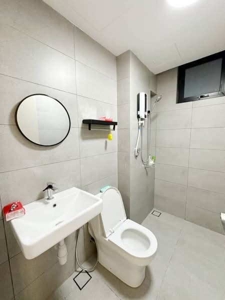 Apartment for Rent at Vivo Executive Apartment - Jie Ying - Bathroom - PropertyGuru.com.my