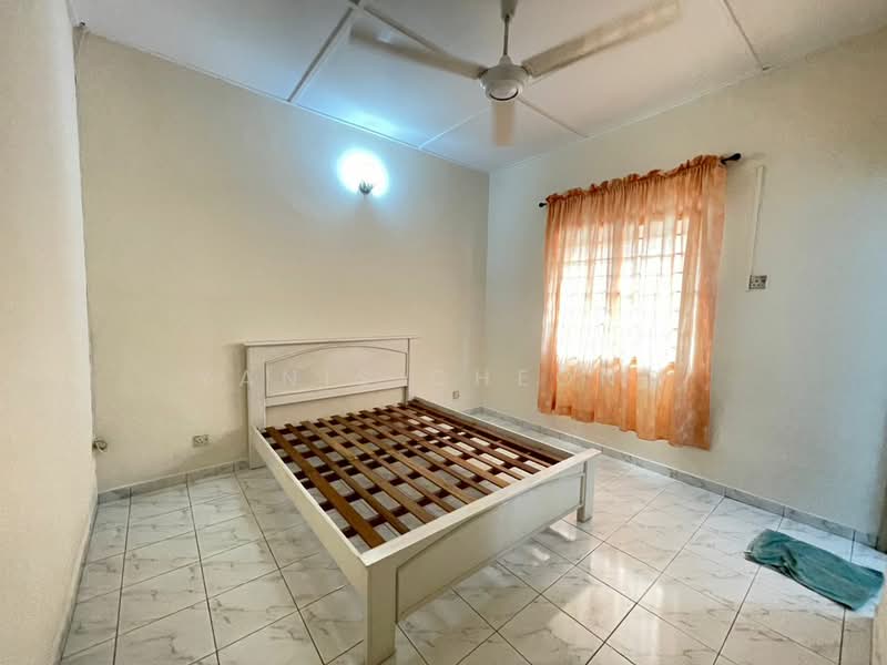 Rumah Teres 2 Tingkat untuk Disewa di Puchong (Selangor) - Yanis Cheong - Bedroom - PropertyGuru.com.my