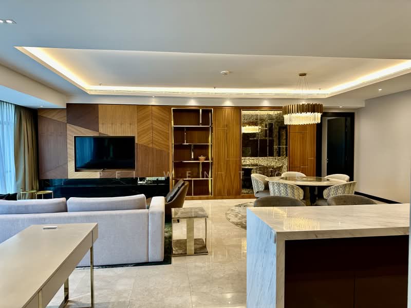 Servis Apartment untuk Dijual di The Ritz-Carlton Residences - Pei Wen Teck - Living Room - PropertyGuru.com.my