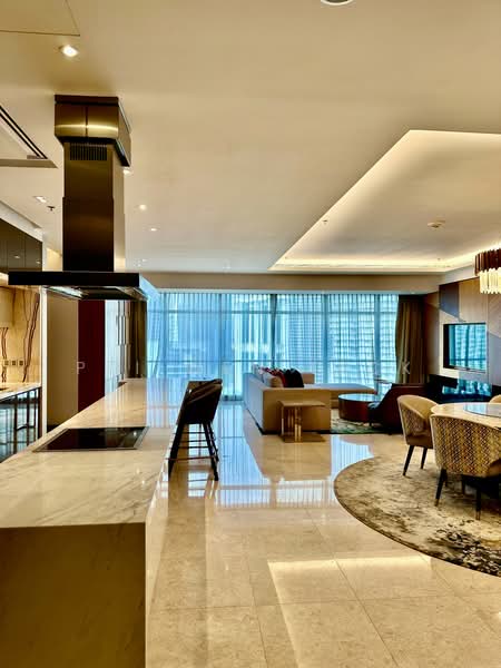 Servis Apartment untuk Dijual di The Ritz-Carlton Residences - Pei Wen Teck - Living Room - PropertyGuru.com.my