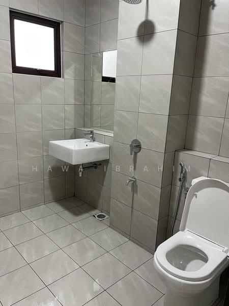 For Rent - SERENIA ANISA 1