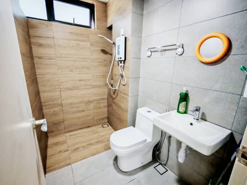 Apartment for Rent at Vivo Executive Apartment - Jie Ying - Bathroom - PropertyGuru.com.my