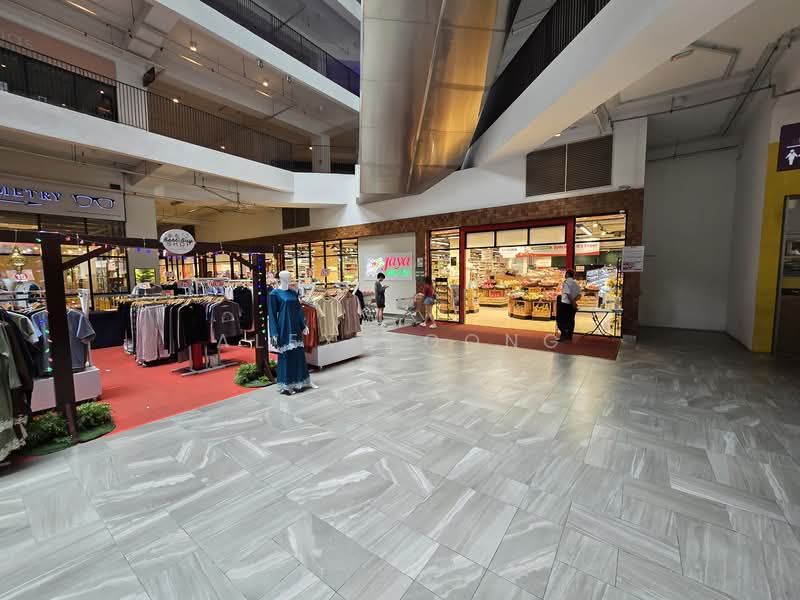 Service Residence for Rent at Emporis - Alex Foong - Block B Downstairs Shopping Mall - PropertyGuru.com.my