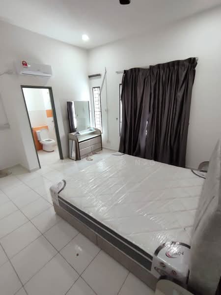 Double storey house for rent Taman setia indah untuk Untuk Disewa - RM 3,000 /bulan, Apr 2026 - Bedroom - PropertyGuru.com.my