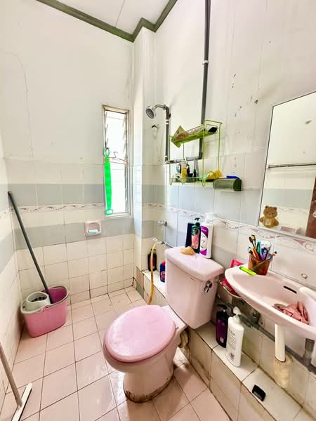 Apartment for Sale at D' Puncak Suasana - Syakir Adman - Bathroom - PropertyGuru.com.my