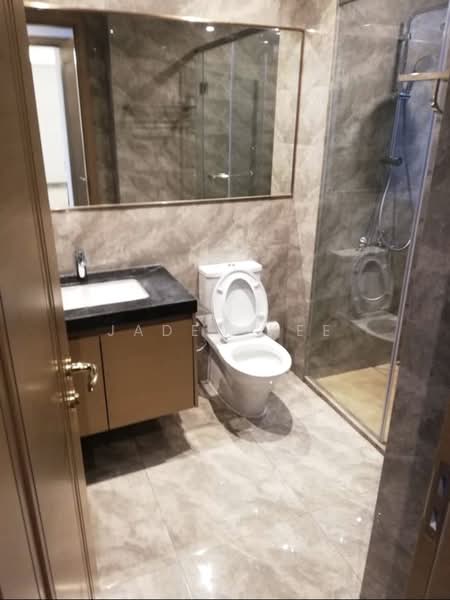Service Residence for Sale at R&F Princess Cove Phase 1 - Jaden Kee - Bathroom - PropertyGuru.com.my