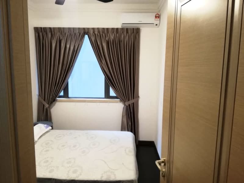 Service Residence for Sale at R&F Princess Cove Phase 1 - Jaden Kee - Bedroom - PropertyGuru.com.my