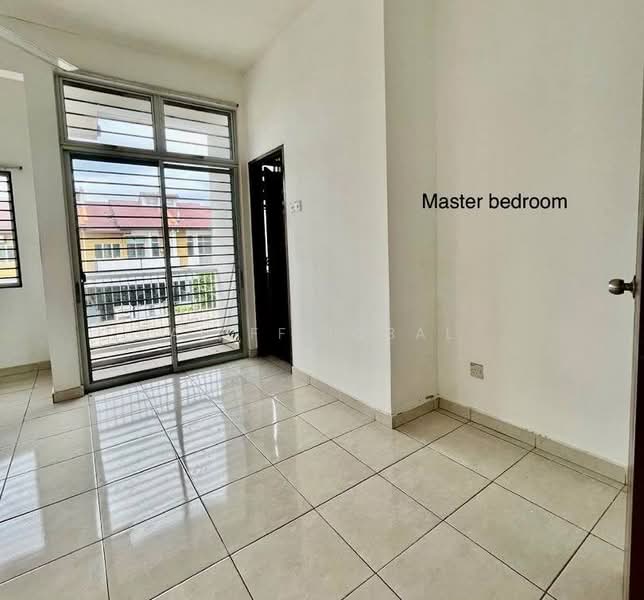 Taman wira permai seksyen 30 untuk Untuk Dijual - RM 600,000, Apr 2026 - Master Bedroom - PropertyGuru.com.my