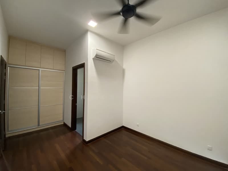 Semi-Detached House for Rent in Telok Panglima Garang (Selangor) - Chris Lee - Bedroom - PropertyGuru.com.my