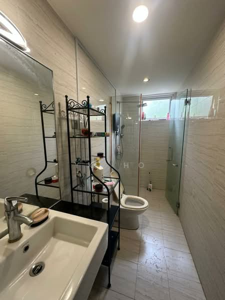 Semi-Detached House for Sale in Ampang Jaya (Ampang) - YK. Ho - Bathroom - PropertyGuru.com.my
