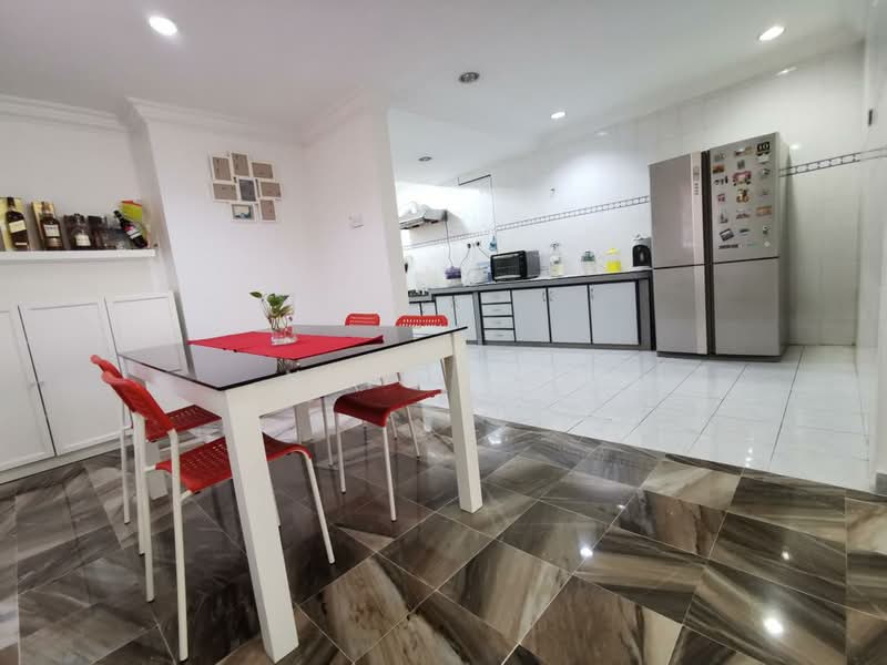 2.5-storey Terraced House for Sale at Taman Cheras Jaya - Nick Yap - Kitchen - PropertyGuru.com.my