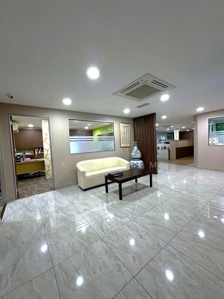 Office for Sale in Taman Molek (Johor Bahru) - Karl Lim - Interior - PropertyGuru.com.my