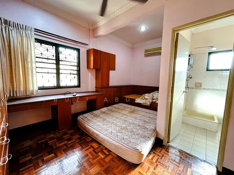 Semi-Detached House for Sale in Bandar Tun Hussein Onn (Cheras) - Fauzi Abdullah - Bedroom - PropertyGuru.com.my
