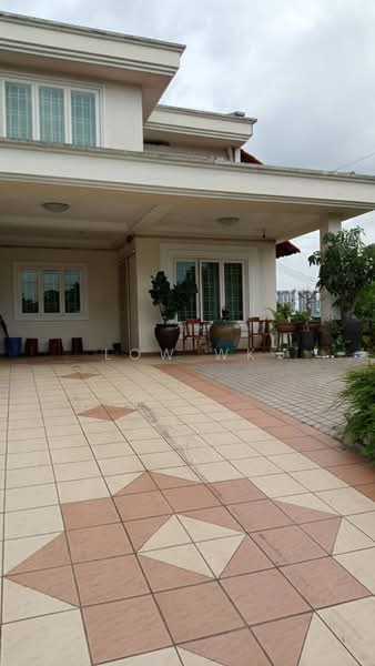 Rumah Berkembar untuk Dijual di Happy Garden (Kuchai Lama) - LOW WK - Exterior - PropertyGuru.com.my