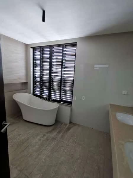 Untuk Dijual - Tijani Ukay