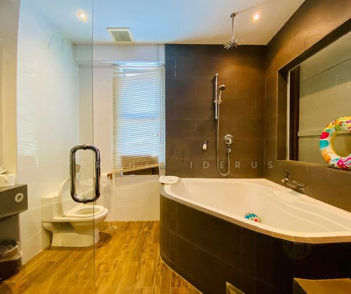 2.5-storey Terraced House for Sale in Ampang (Selangor) - Ibrahim Iderus - Bathroom - PropertyGuru.com.my