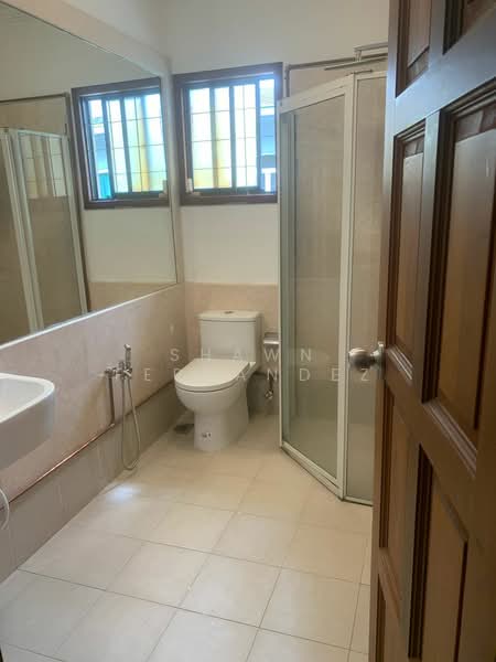 Bungalow for Sale in Damansara Heights (Kuala Lumpur) - Shawn Fernandez - Bathroom - PropertyGuru.com.my