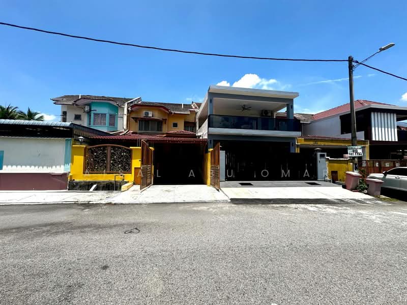 2-storey Terraced House for Sale in Kota Damansara (Selangor) - Faisal Abu Omar - Exterior - PropertyGuru.com.my