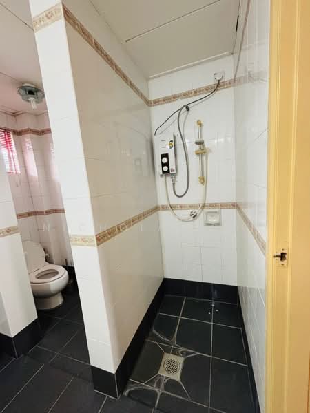 Condominium for Rent at Allamanda - Nicholas Poh - Bathroom - PropertyGuru.com.my