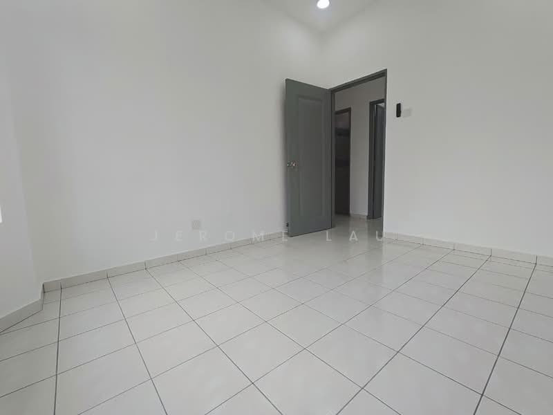 Impian Senibong Apartment untuk Untuk Dijual - RM 599,000, Apr 2026 - Bedroom - PropertyGuru.com.my