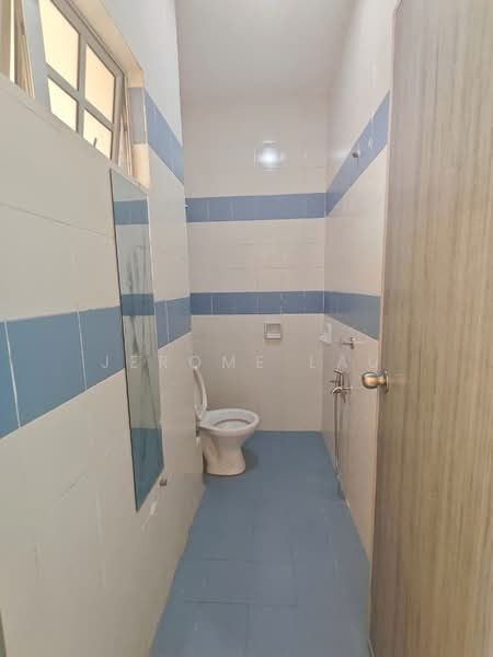 Impian Senibong Apartment untuk Untuk Dijual - RM 599,000, Apr 2026 - Bathroom - PropertyGuru.com.my