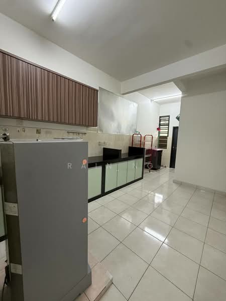 1-storey Terraced House for Rent in Skudai (Johor) - Rain Ng - Kitchen - PropertyGuru.com.my