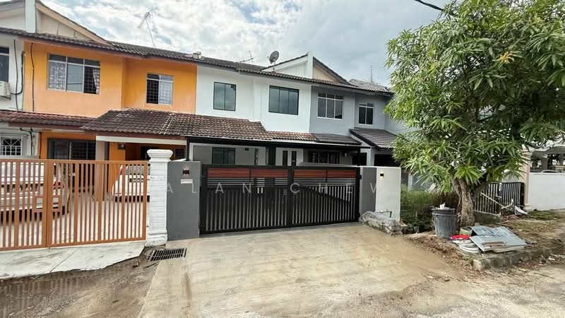 TAMAN MAWAR untuk Untuk Dijual - RM 458,000, Apr 2026 - Exterior - PropertyGuru.com.my