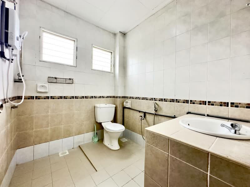 Desa Coalfields untuk Untuk Dijual - RM 470,000, Apr 2026 - Bathroom - PropertyGuru.com.my