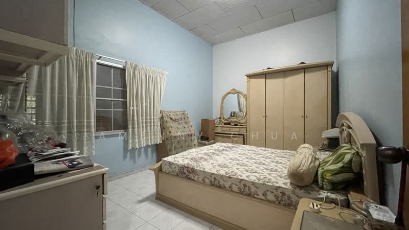 Bungalow for Sale in Klang (Selangor) - Amenny Chua - Bedroom - PropertyGuru.com.my