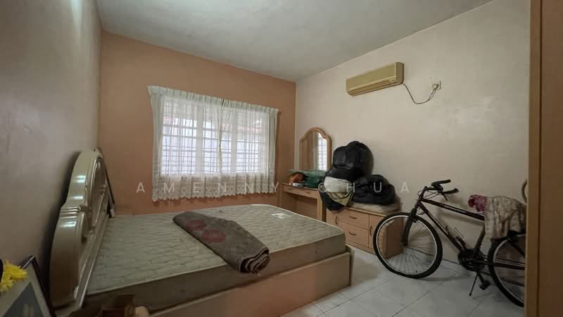 Bungalow for Sale in Klang (Selangor) - Amenny Chua - Bedroom - PropertyGuru.com.my