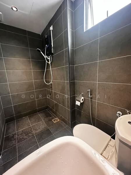 Service Residence for Rent at Midas @ Seri Alam - Gordon Chai - Bathroom - PropertyGuru.com.my