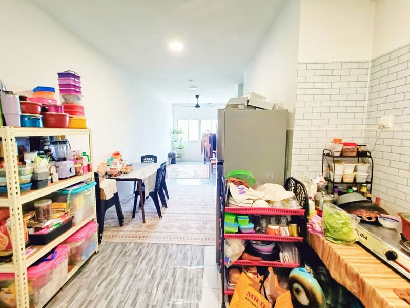 Kemuning Idaman untuk Untuk Dijual - RM 265,000, Apr 2026 - Kitchen - PropertyGuru.com.my
