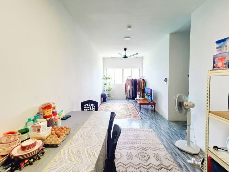 Kemuning Idaman untuk Untuk Dijual - RM 265,000, Apr 2026 - Living Room - PropertyGuru.com.my