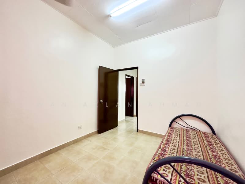 2-storey Terraced House for Sale in Sungai Buloh (Selangor) - Wan Azlan Ahmad - PropertyGuru.com.my