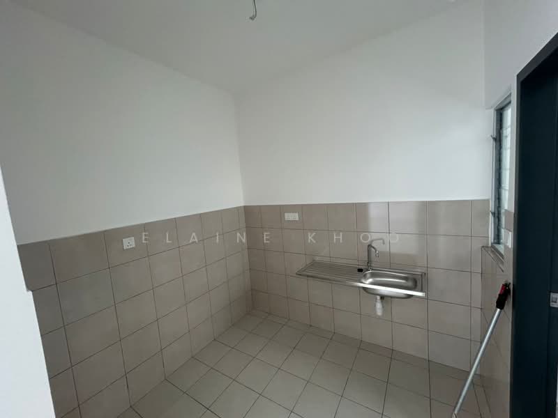 RUMAH BANDAR TOPAZ untuk Untuk Disewa - RM 1,200 /bulan, Apr 2026 - Kitchen - PropertyGuru.com.my