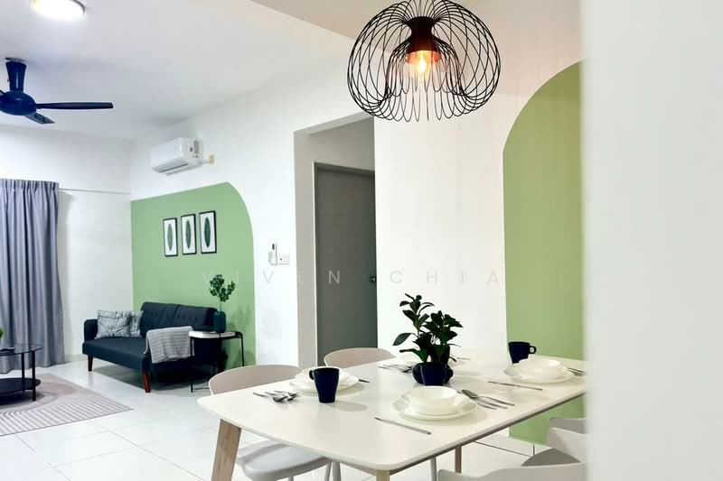 Untuk Disewa - Axis Crown