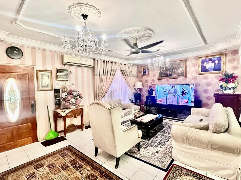 2-storey Terraced House for Sale in Bandar Damai Perdana (Cheras) - Adilah Adib - Living Room - PropertyGuru.com.my