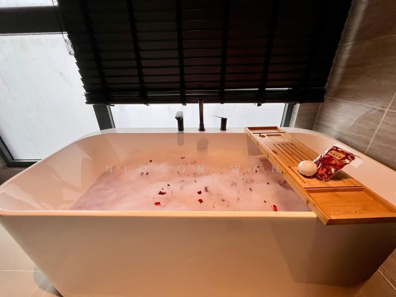 Service Residence for Sale at Antara Genting Highlands - Nicson Wan - Bathroom - PropertyGuru.com.my