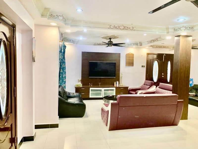 2-storey Terraced House for Sale in Kota Emerald (Rawang) - Clement Wong - Living Room - PropertyGuru.com.my