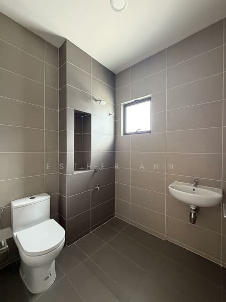 2-storey Terraced House for Rent in Shah Alam (Selangor) - Esther Ann - Bathroom - PropertyGuru.com.my