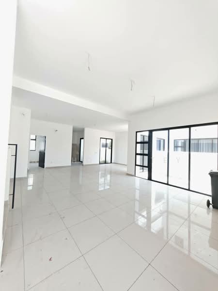 2-storey Terraced House for Sale in Eco Botanic (Iskandar Puteri (Nusajaya)) - Nicholas Tey - Living Room - PropertyGuru.com.my