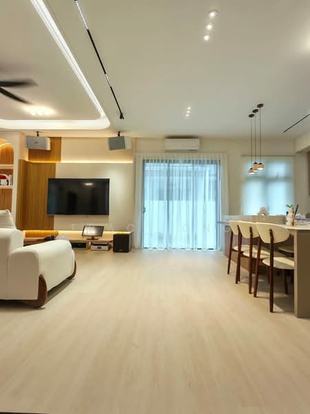 Cluster House for Sale in Taman Glenmarie (Johor Bahru) - Tracy Ong - Living Room - PropertyGuru.com.my