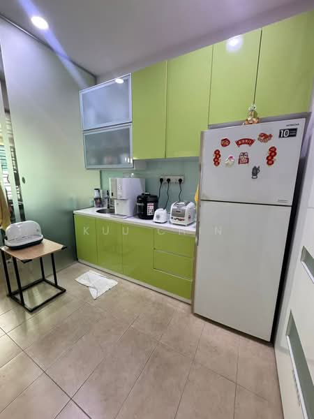2-storey Terraced House for Sale in Austin (Johor Bahru) - Kuu Chin - Kitchen - PropertyGuru.com.my