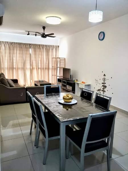 Setia Sky 88 untuk Untuk Disewa - RM 3,700 /bulan, Mac 2026 - Living Room - PropertyGuru.com.my