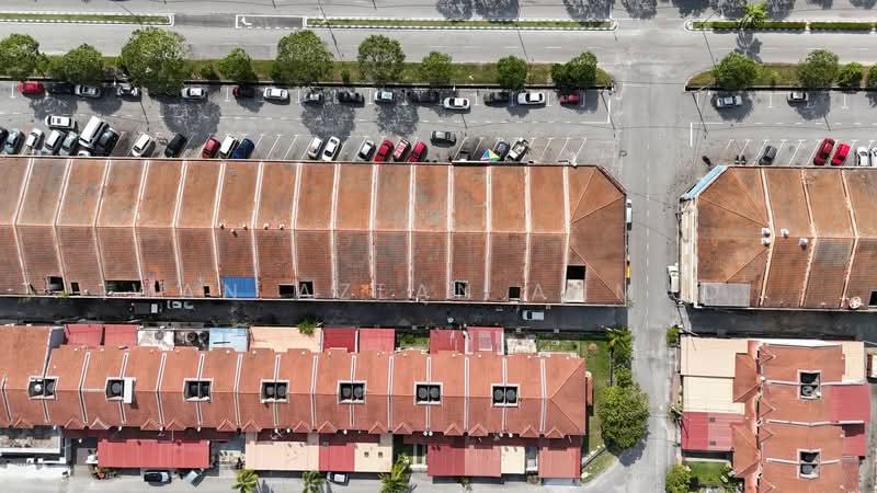 Kedai / Pejabat untuk Dijual di Sungai Besar (Selangor) - Wan Azlan Ahmad - Exterior - PropertyGuru.com.my