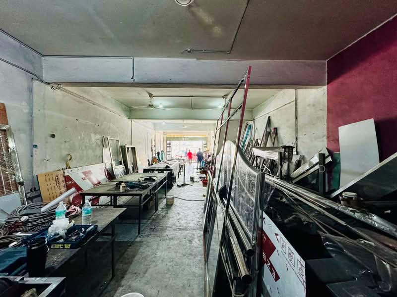 Kedai / Pejabat untuk Dijual di Sungai Besar (Selangor) - Wan Azlan Ahmad - PropertyGuru.com.my