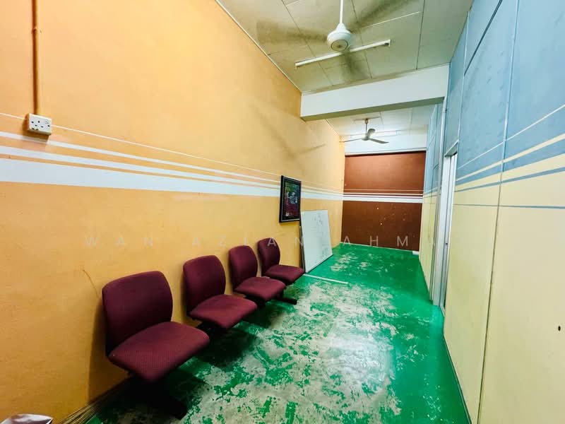 Kedai / Pejabat untuk Dijual di Sungai Besar (Selangor) - Wan Azlan Ahmad - PropertyGuru.com.my