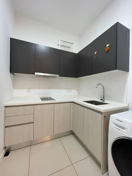 Service Residence for Rent at Serviced Residence @ Fera Residence @ The Quartz WM - Chee Seng - Kitchen - PropertyGuru.com.my