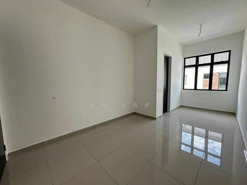 Terraced House for Sale in Bandar Putra (Kulai) - JH Yap - Interior - PropertyGuru.com.my
